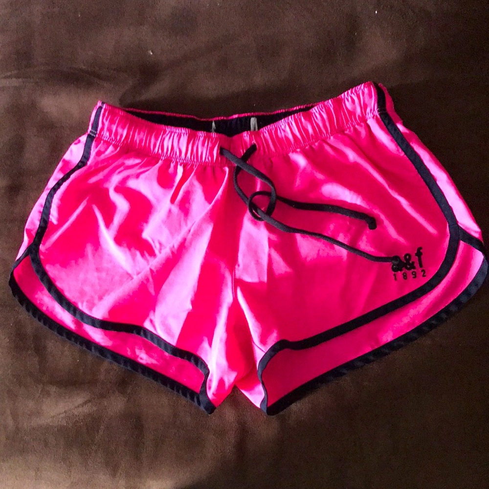Girls Abercrombie and Fitch running shorts. S6-8